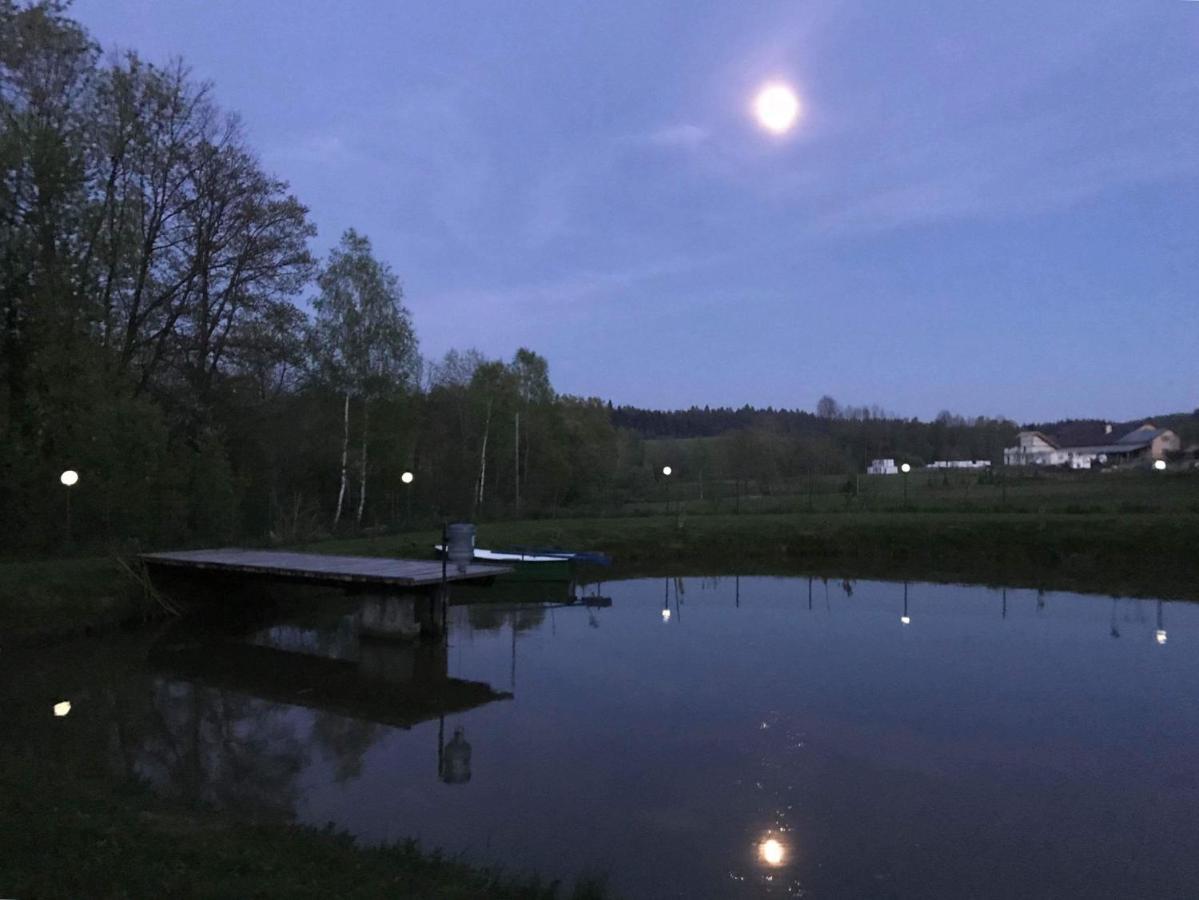 Domki Nad Stawem. Polańczyk Esterno foto