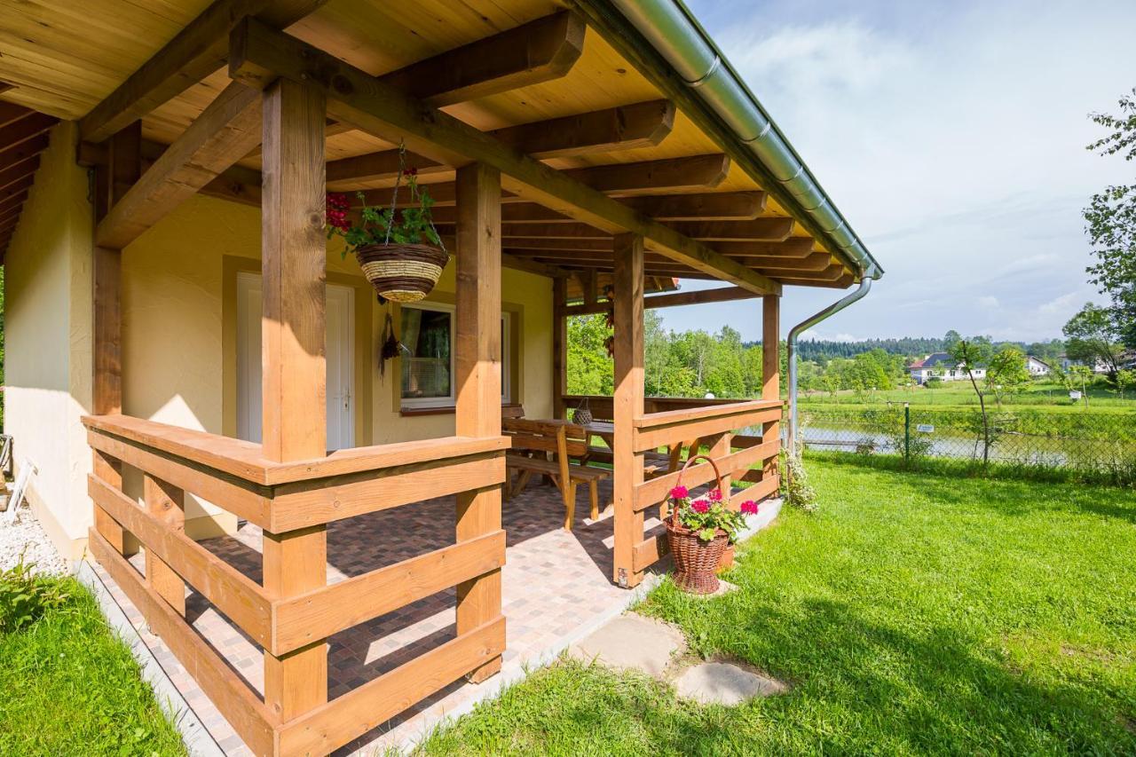 Domki Nad Stawem. Polańczyk Esterno foto