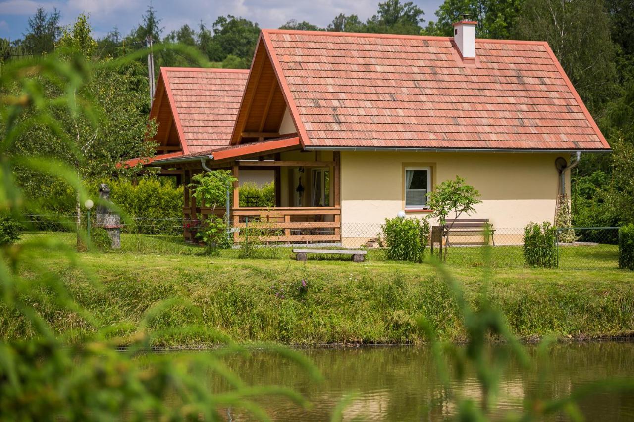 Domki Nad Stawem. Polańczyk Esterno foto